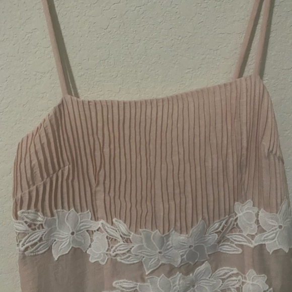 KEEPSAKE ALL MINE MIDI APPLIQUÉ FLORAL ASYMMETRICAL DRESS SHELL BLUSH NUDE SZ M - Picture 6 of 16
